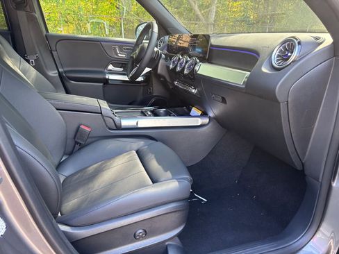 New 2026 Mercedes-Benz GLB 250 4MATIC image 13