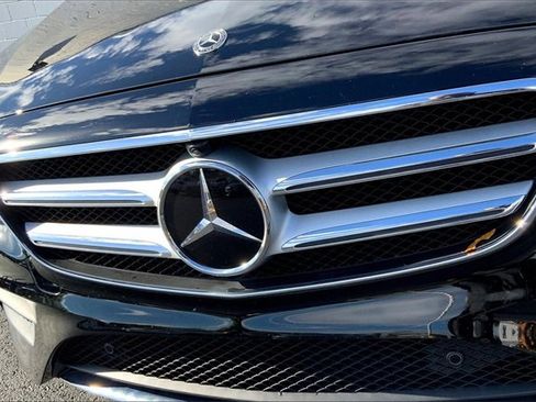 Used 2019 Mercedes-Benz E 300 4MATIC image 26