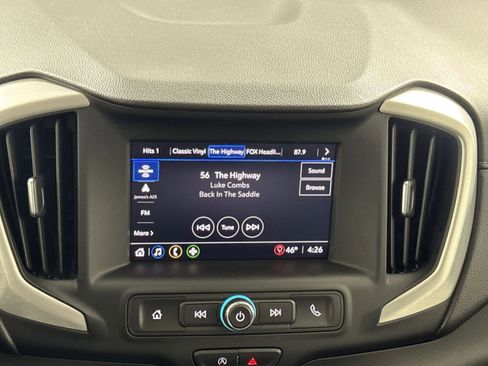 Used 2022 GMC Terrain SLE w/ Driver Convenience Package image 18