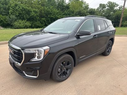 Used 2024 GMC Terrain SLE w/ Driver Convenience Package