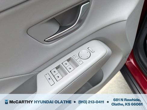Certified 2024 Hyundai Kona Limited FWD image 29