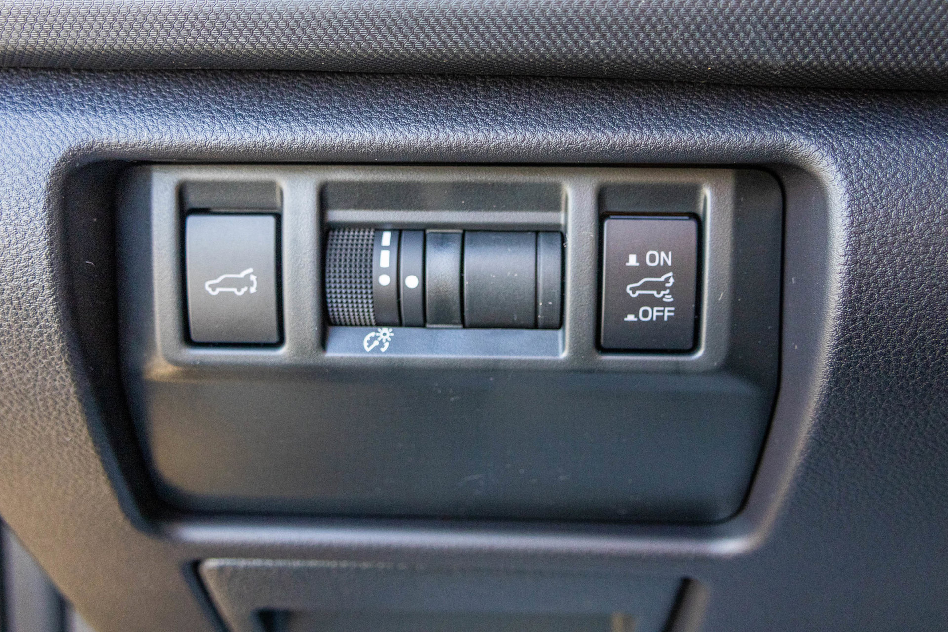 New 2026 Subaru Forester Premium AWD/4WD image 32