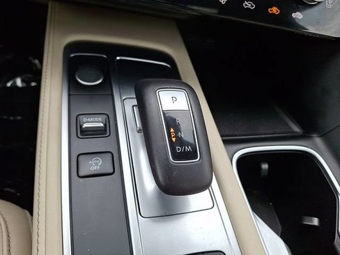 Used 2025 INFINITI QX60 Sensory AWD/4WD image 17