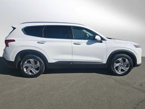 Used 2023 Hyundai Santa Fe SEL FWD image 2