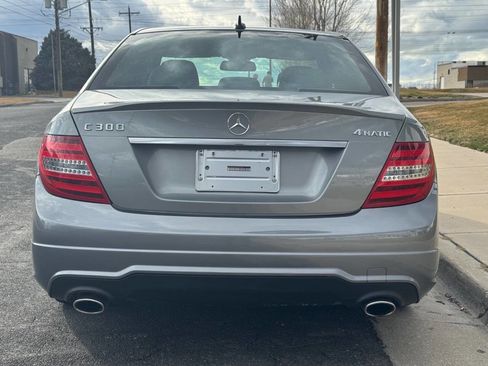 Used 2014 Mercedes-Benz C 300 4MATIC Sedan image 4