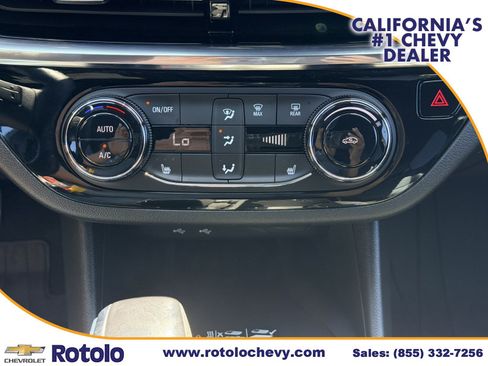 Used 2024 Buick Envista Sport Touring w/ Convenience I Package FWD image 21