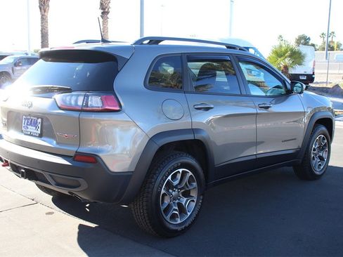 Used 2021 Jeep Cherokee Trailhawk w/ Trailer Tow Group image 8