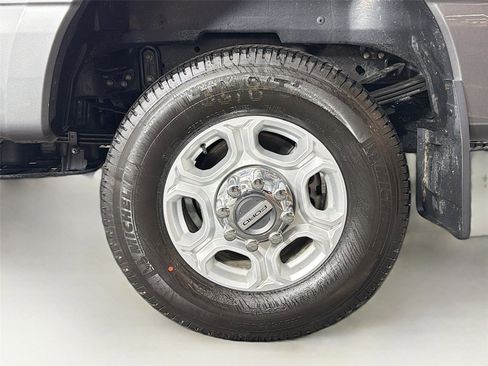 Used 2025 Ford F350 XLT w/ FX4 Off-Road Package AWD/4WD image 28
