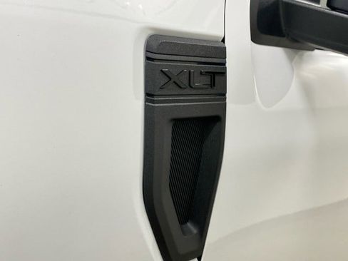 New 2025 Ford Maverick XLT w/ XLT Luxury Package image 13