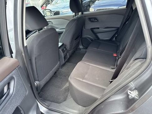 Used 2023 Nissan Rogue S AWD/4WD image 16