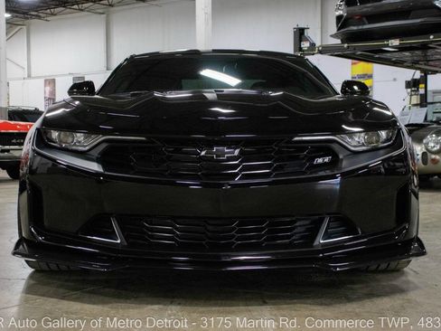 Used 2021 Chevrolet Camaro LT w/ RS Package RWD image 12
