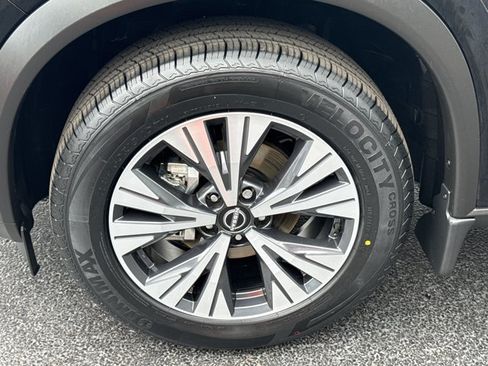 Certified 2023 Nissan Rogue SV AWD/4WD image 14