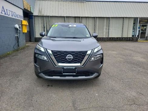 Used 2023 Nissan Rogue SV AWD/4WD image 4