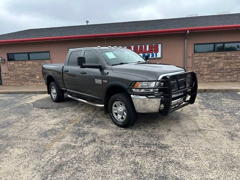 Used 2017 RAM 2500 Tradesman w/ Chrome Appearance Group AWD/4WD image 2