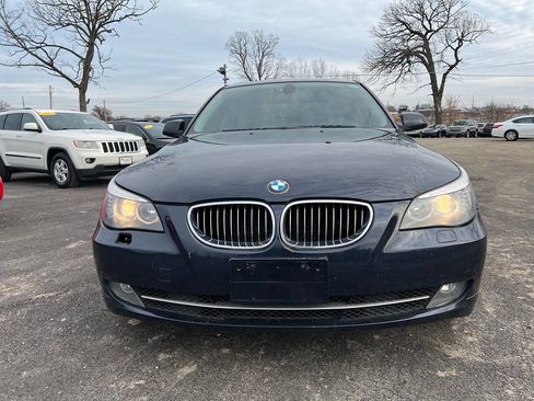 Used 2010 BMW 528i xDrive Sedan image 3