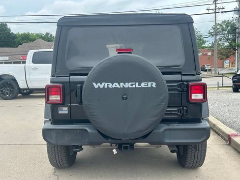 Used 2021 Jeep Wrangler Unlimited Sport AWD/4WD image 7