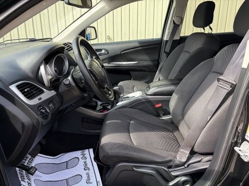 Used 2020 Dodge Journey SE w/ Blacktop Package image 13