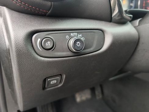 Used 2025 Chevrolet Blazer RS image 16