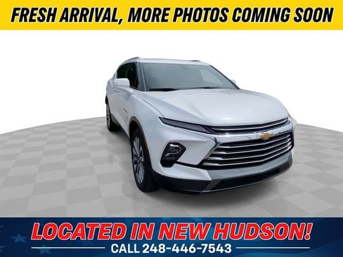 Used 2024 Chevrolet Blazer Premier w/ Driver Confidence II Package AWD/4WD image 4