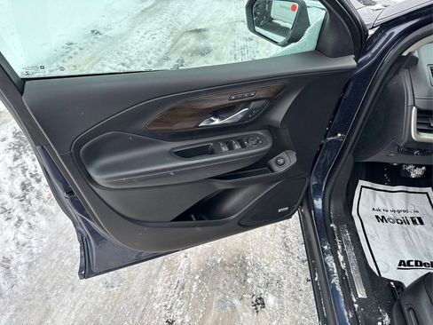 Used 2018 GMC Terrain Denali w/ Advanced Safety Package image 20