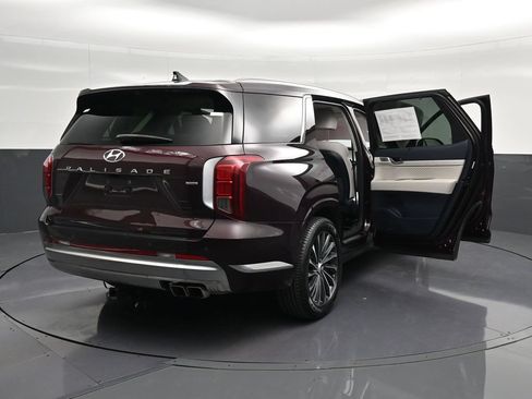 Used 2025 Hyundai Palisade Calligraphy AWD/4WD image 32