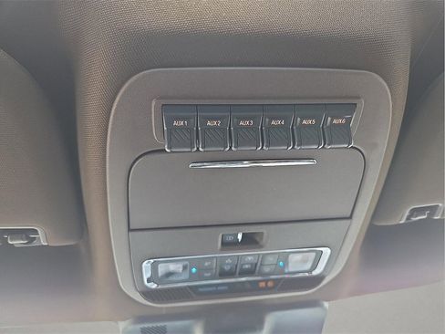 New 2025 Ford F350 King Ranch w/ Chrome Package image 17