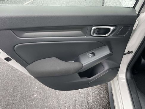 Used 2025 Honda Civic Sport image 22