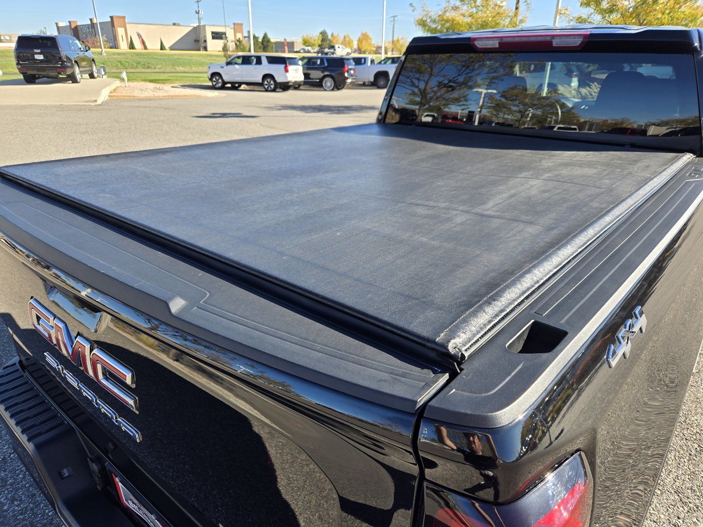 Used 2025 GMC Sierra 1500 Elevation AWD/4WD image 9