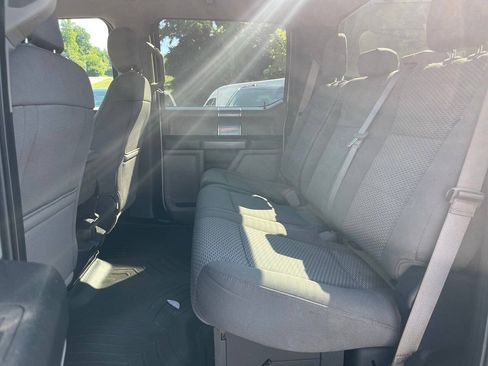 Used 2018 Ford F250 XLT w/ XLT Premium Package AWD/4WD image 26