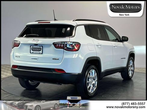 Used 2023 Jeep Compass Latitude AWD/4WD image 8