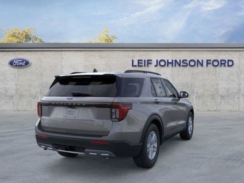 New 2026 Ford Explorer Active w/ Active Comfort Package RWD image 8