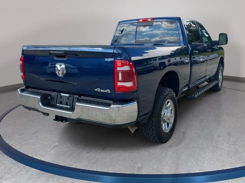 Used 2024 RAM 2500 Tradesman w/ Chrome Appearance Group AWD/4WD image 6