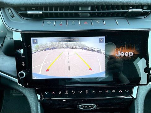 New 2026 Jeep Grand Cherokee Limited image 14