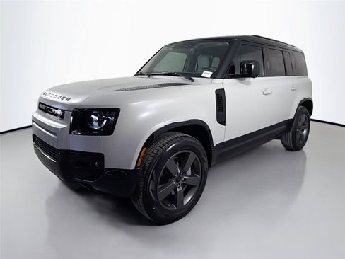 New 2026 Land Rover Defender 110 X-Dynamic SE AWD/4WD image 1