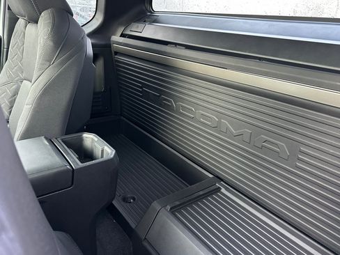 New 2025 Toyota Tacoma SR5 image 10