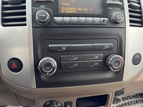 Used 2013 Nissan Frontier SV image 44