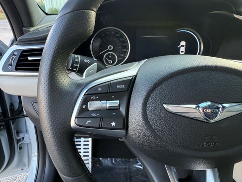 Used 2022 Genesis G70 3.3T image 23