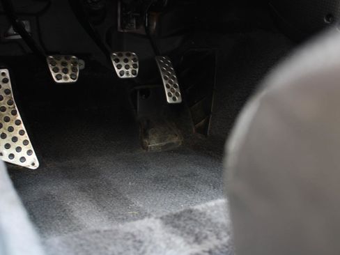 Used 2002 Honda S2000 image 38