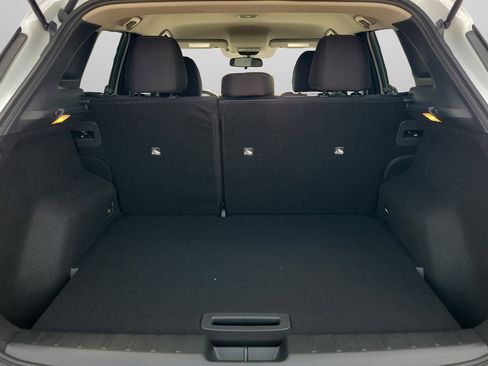 New 2026 Nissan Kicks SV image 8