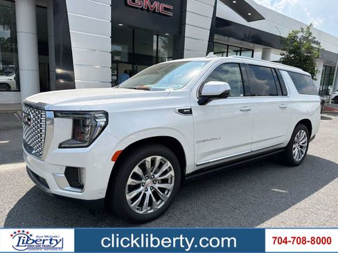 Certified 2024 GMC Yukon XL Denali w/ Denali Reserve Package AWD/4WD image 1