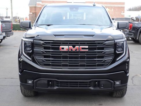 Used 2024 GMC Sierra 1500 Elevation AWD/4WD image 6