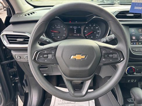 Used 2023 Chevrolet TrailBlazer LT image 15