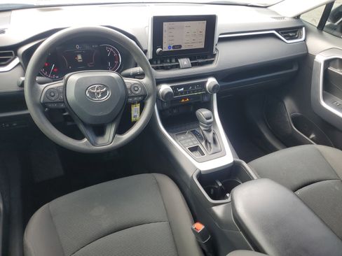 Used 2025 Toyota RAV4 LE AWD/4WD image 13