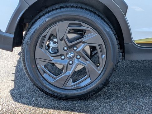 Used 2025 Subaru Crosstrek 2.5i Sport AWD/4WD image 11