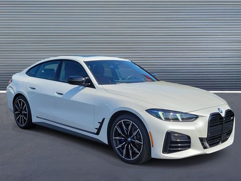 Used 2025 BMW 440i xDrive AWD/4WD image 2