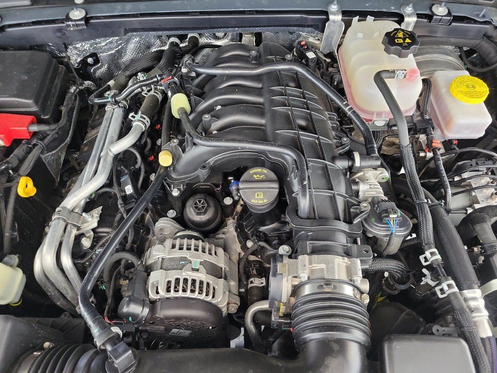 Used 2026 Jeep Wrangler Unlimited Sahara AWD/4WD image 10