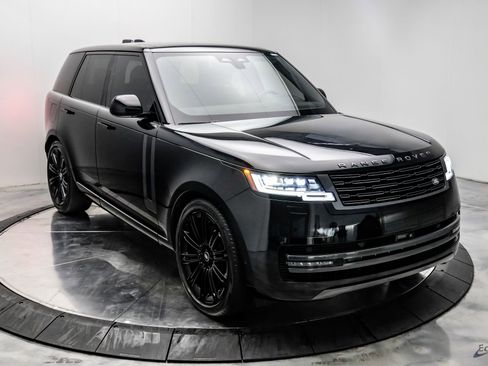 Used 2024 Land Rover Range Rover SE image 20