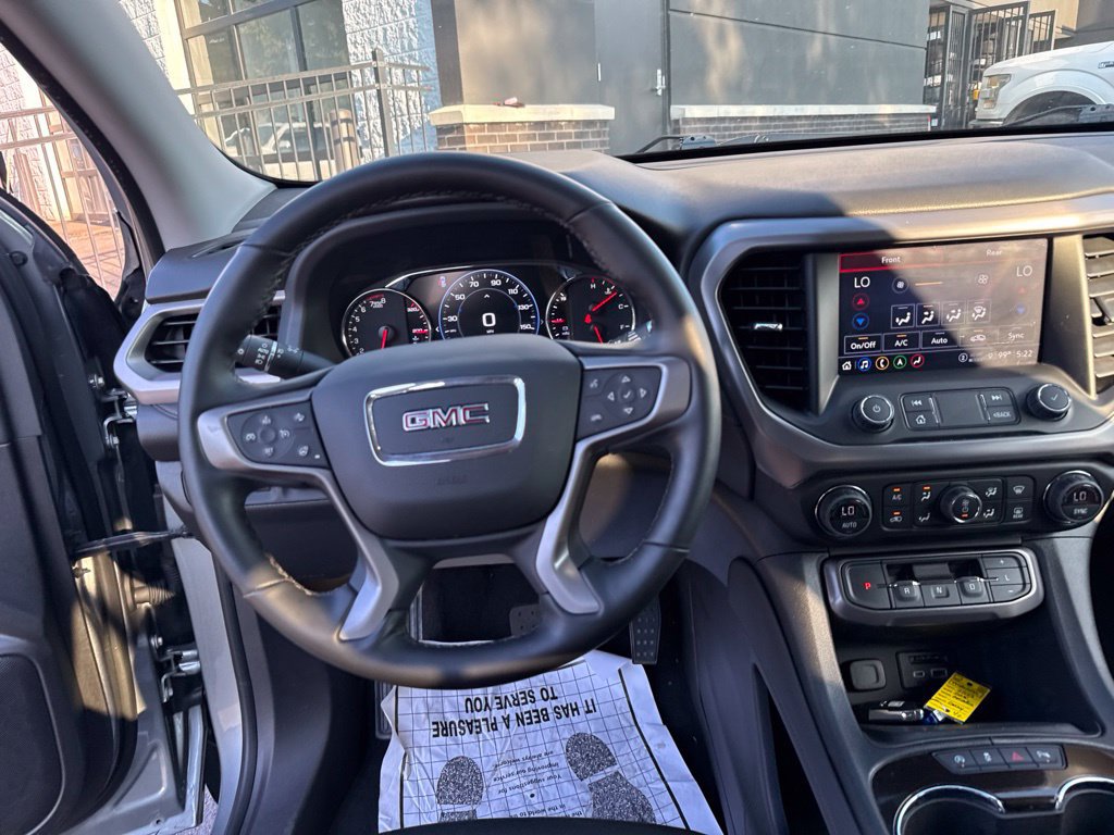 Used 2023 GMC Acadia AT4 w/ Technology Package AWD/4WD image 13