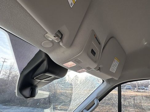 New 2026 Ford Transit 250 148 Medium Roof RWD image 23