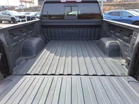 Used 2025 GMC Sierra 1500 Elevation w/ Elevation Premium Package image 6